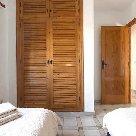 Apartment Bright & Spacious 2 Bedroom Villamartin