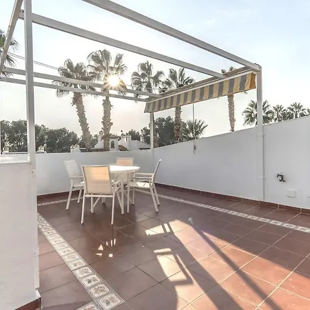 Bright & Spacious 2 Bedroom Villamartin